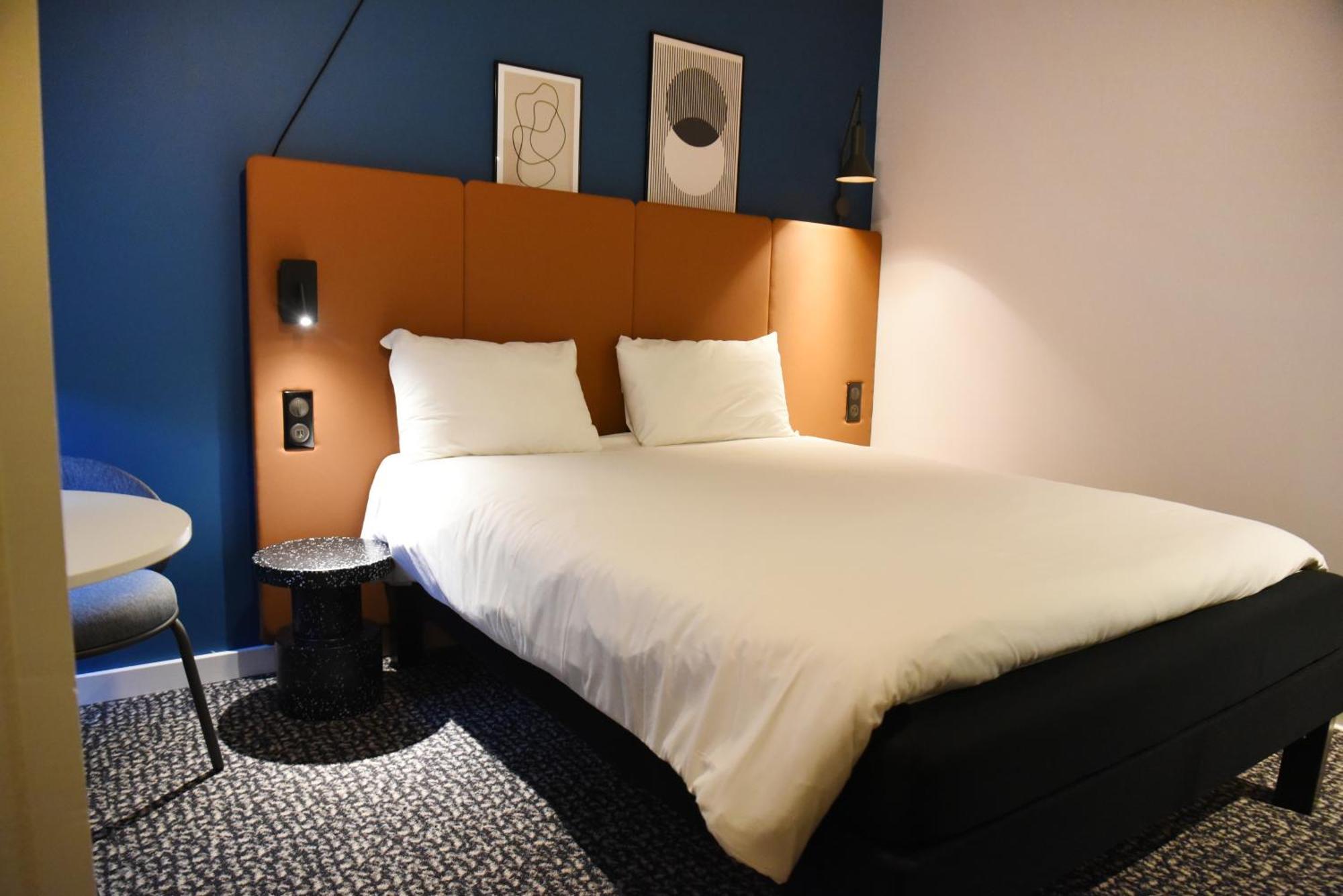 Ibis Laval Le Relais D'Armor Hotel Change  Exterior photo