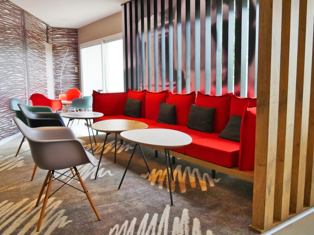 Ibis Laval Le Relais D'Armor Hotel Change  Exterior photo